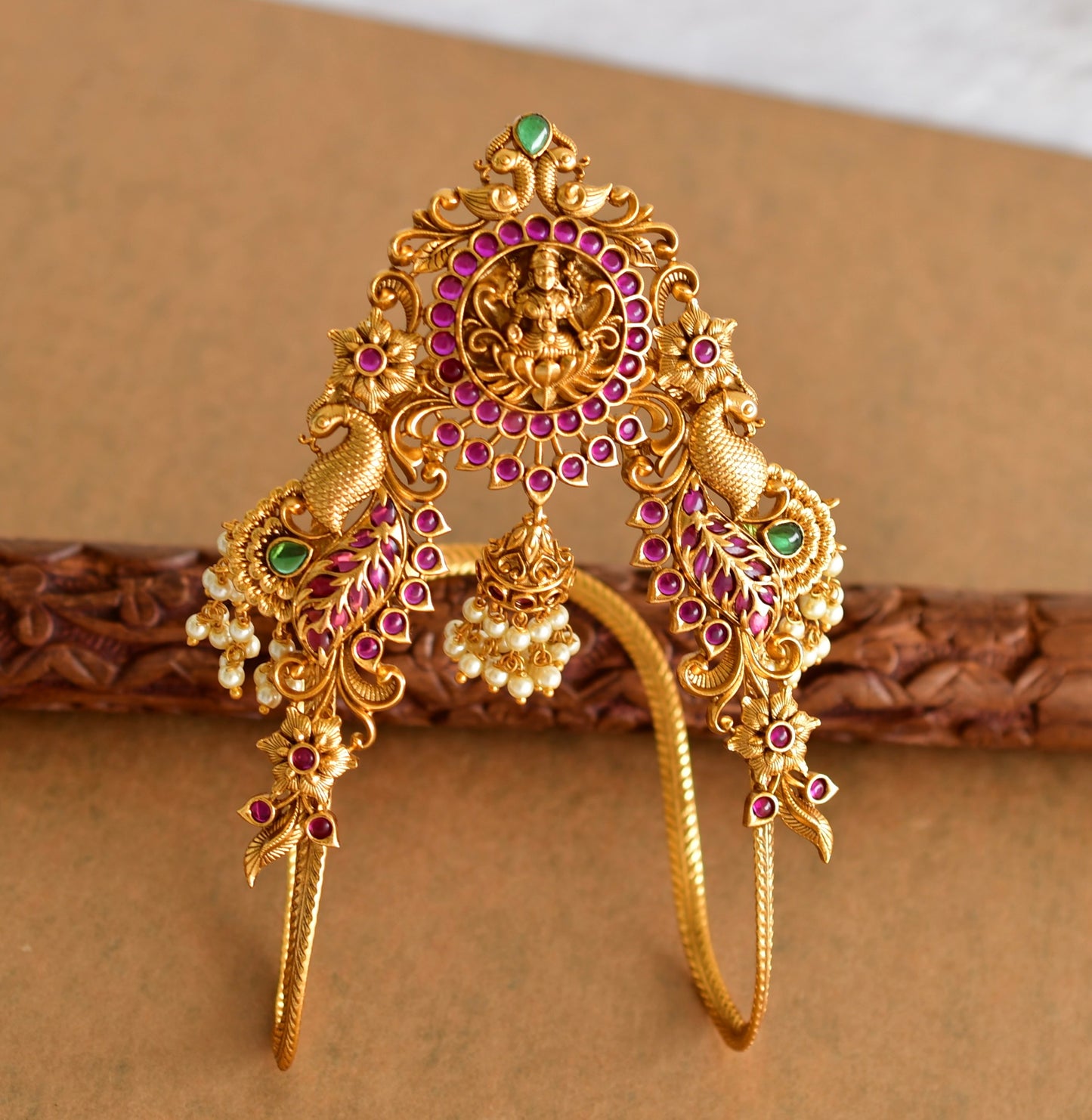 Matte finish kemp-green pearl peacock Lakshmi bridal vanki/bajuband dj-51971