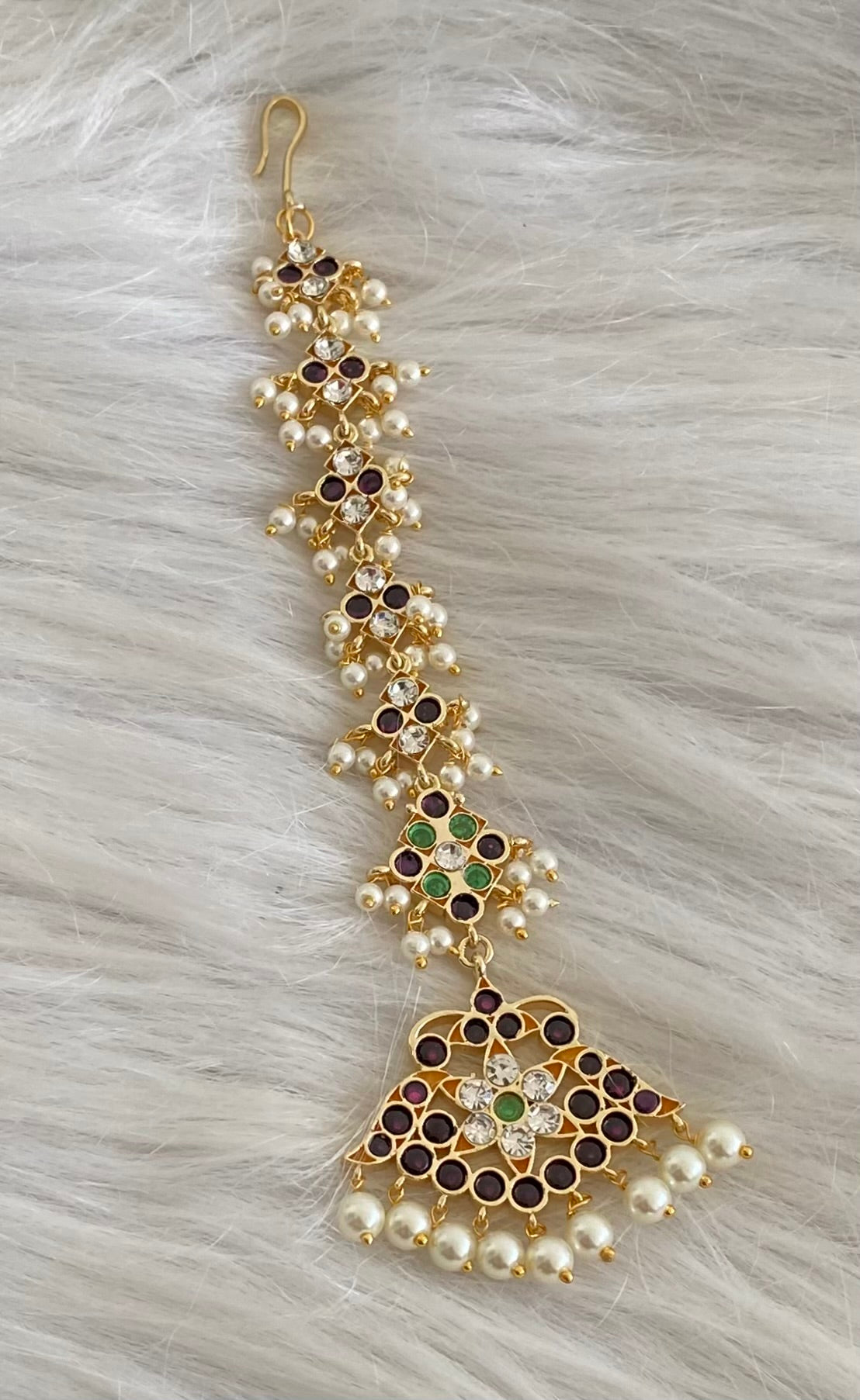 Gold tone precious kemp-green-white pearl flower tikka dj-53927