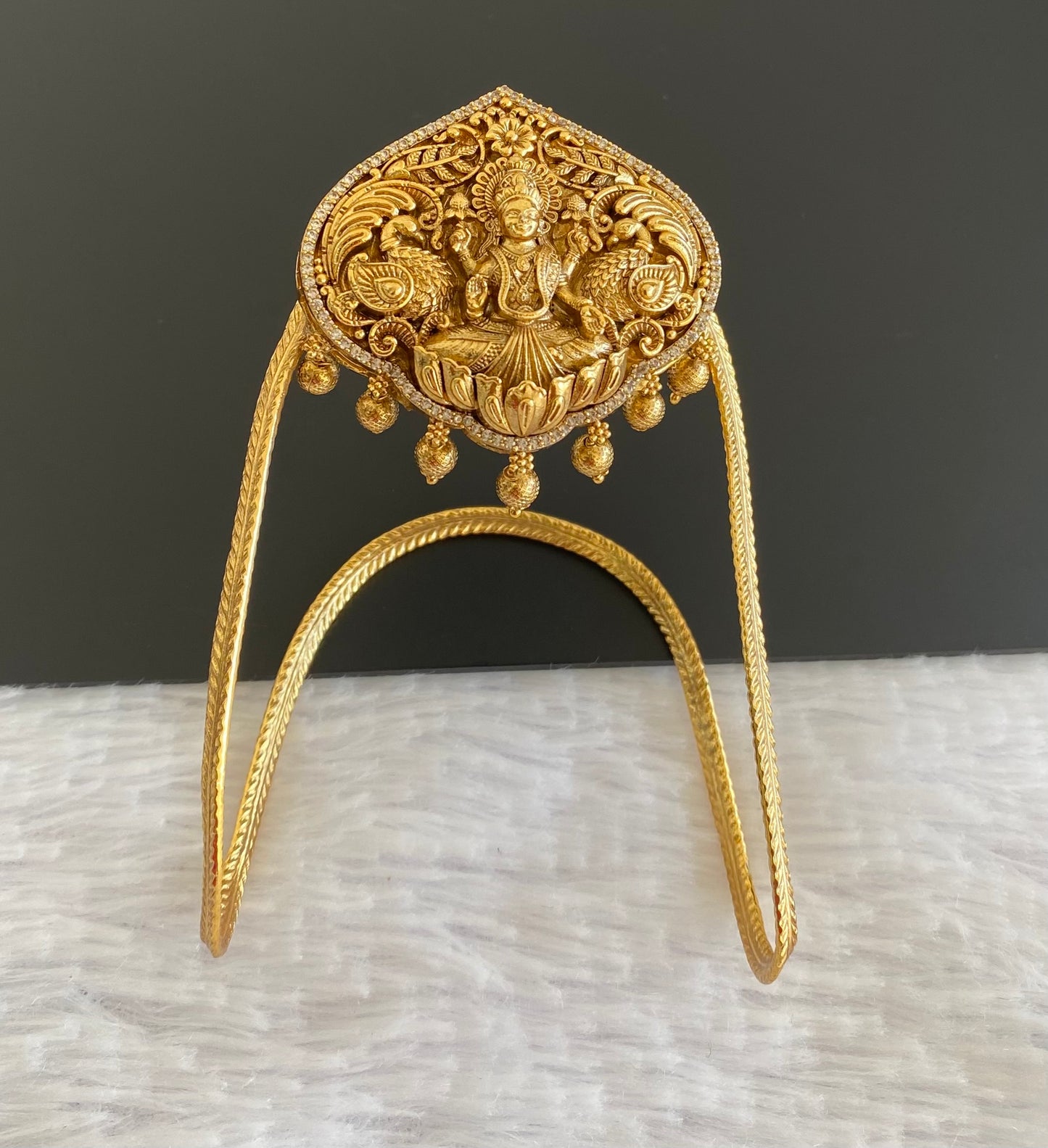 Antique gold tone cz lakshmi peacock vanki/bajuband dj-53002