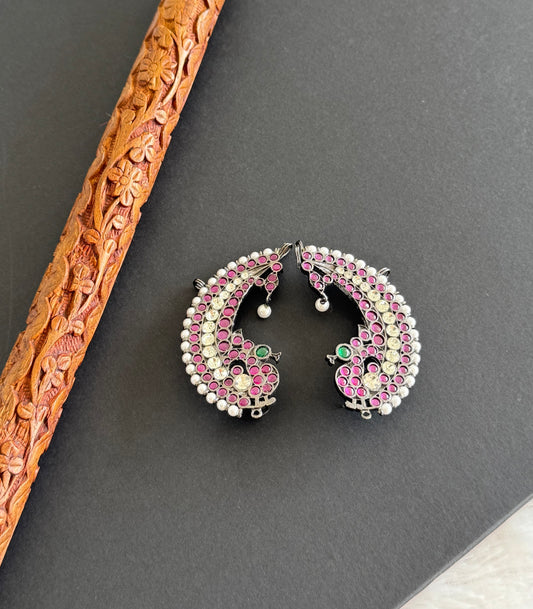 Black finish precious kemp-green pearl khanpool peacock earrings dj-51448