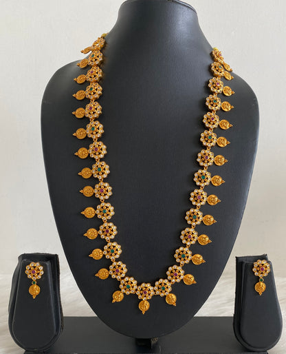 Matte finish lakshmi coin ruby-emerald white flower short haar set dj-55003
