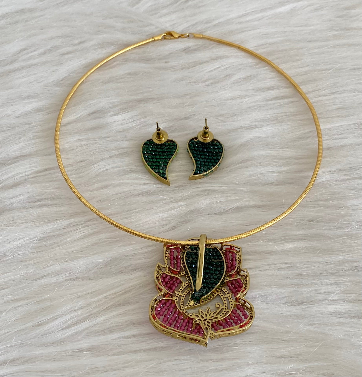Antique gold tone cz white stone ruby-green beaded ganesha pendant set with kanti necklace dj-55121
