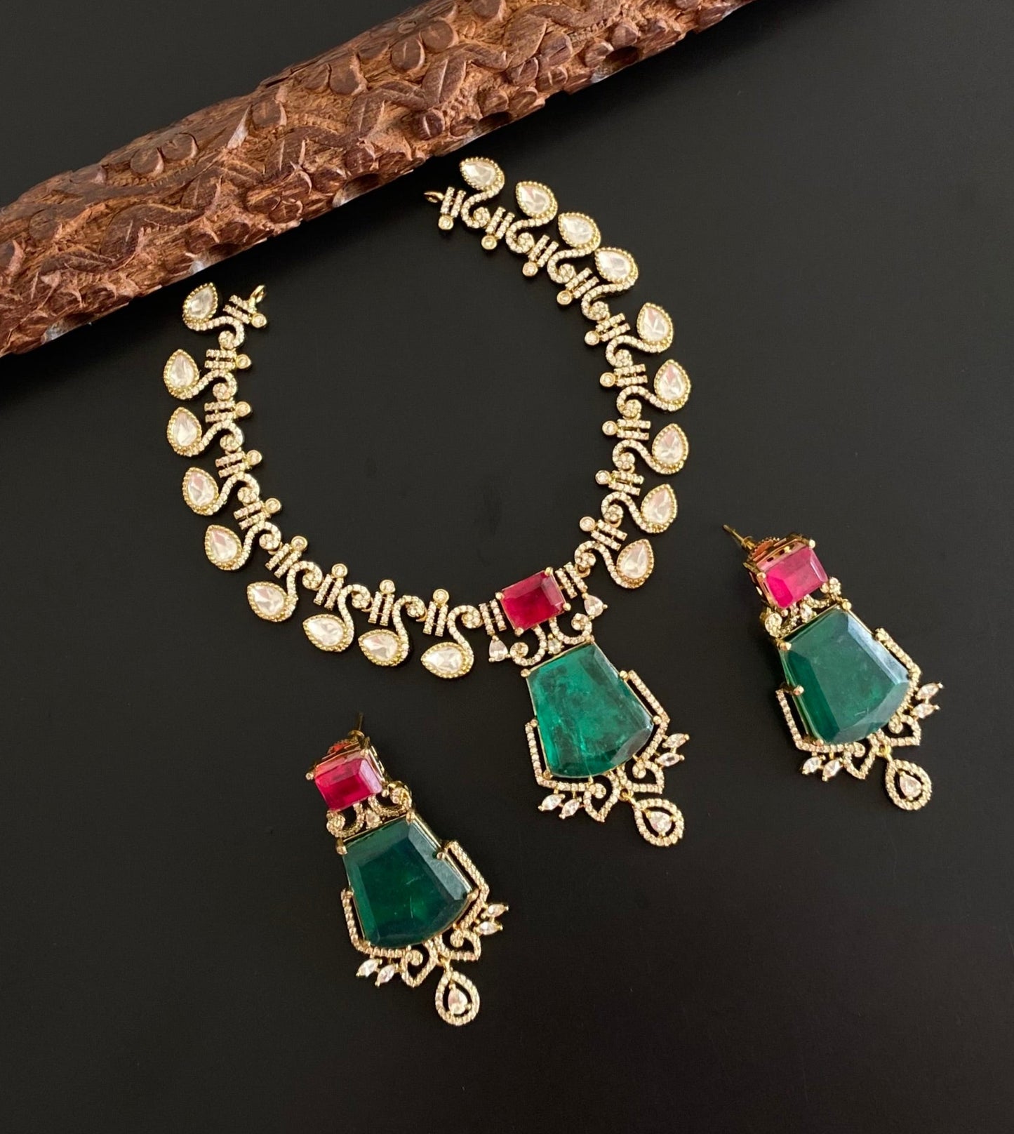 Antique gold tone cz white-pink-green stone swan victorian necklace set dj-54439