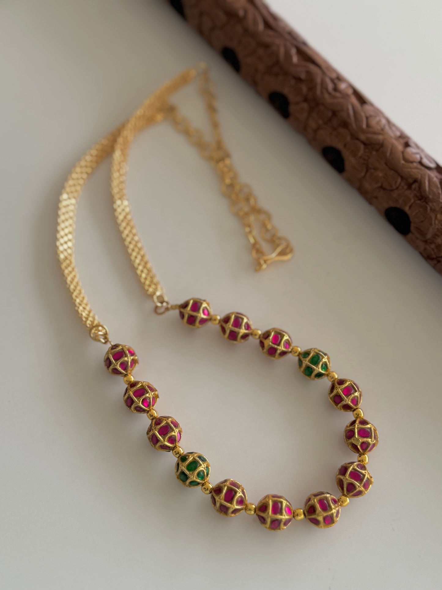 Matte finish pink-green stone jadau beaded chain dj-51512