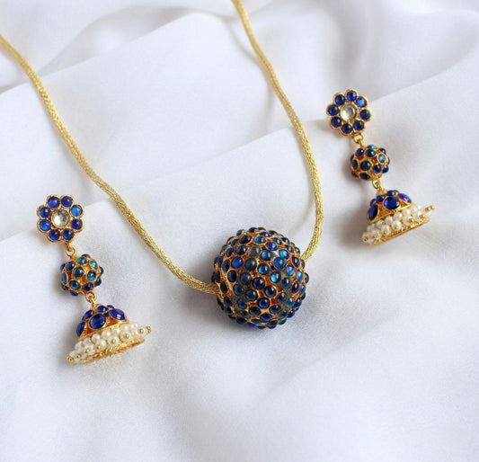 Gold tone blue rudhra ball necklace set DJ18062