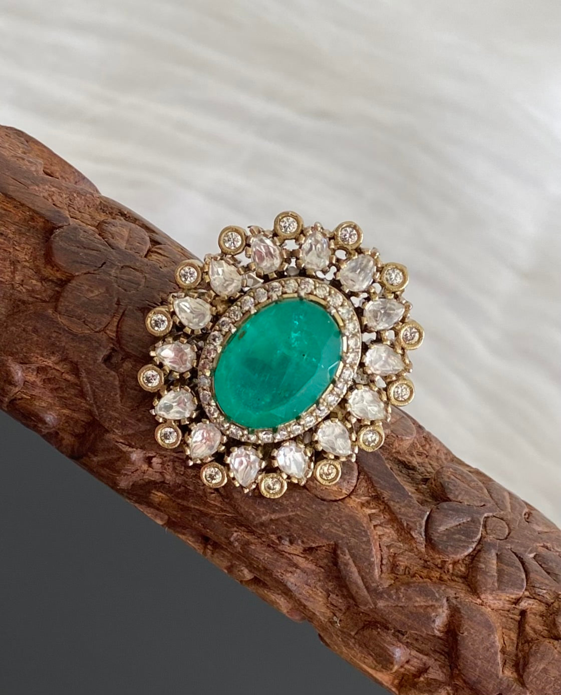 Two tone cz white-green stone finger ring dj-53684