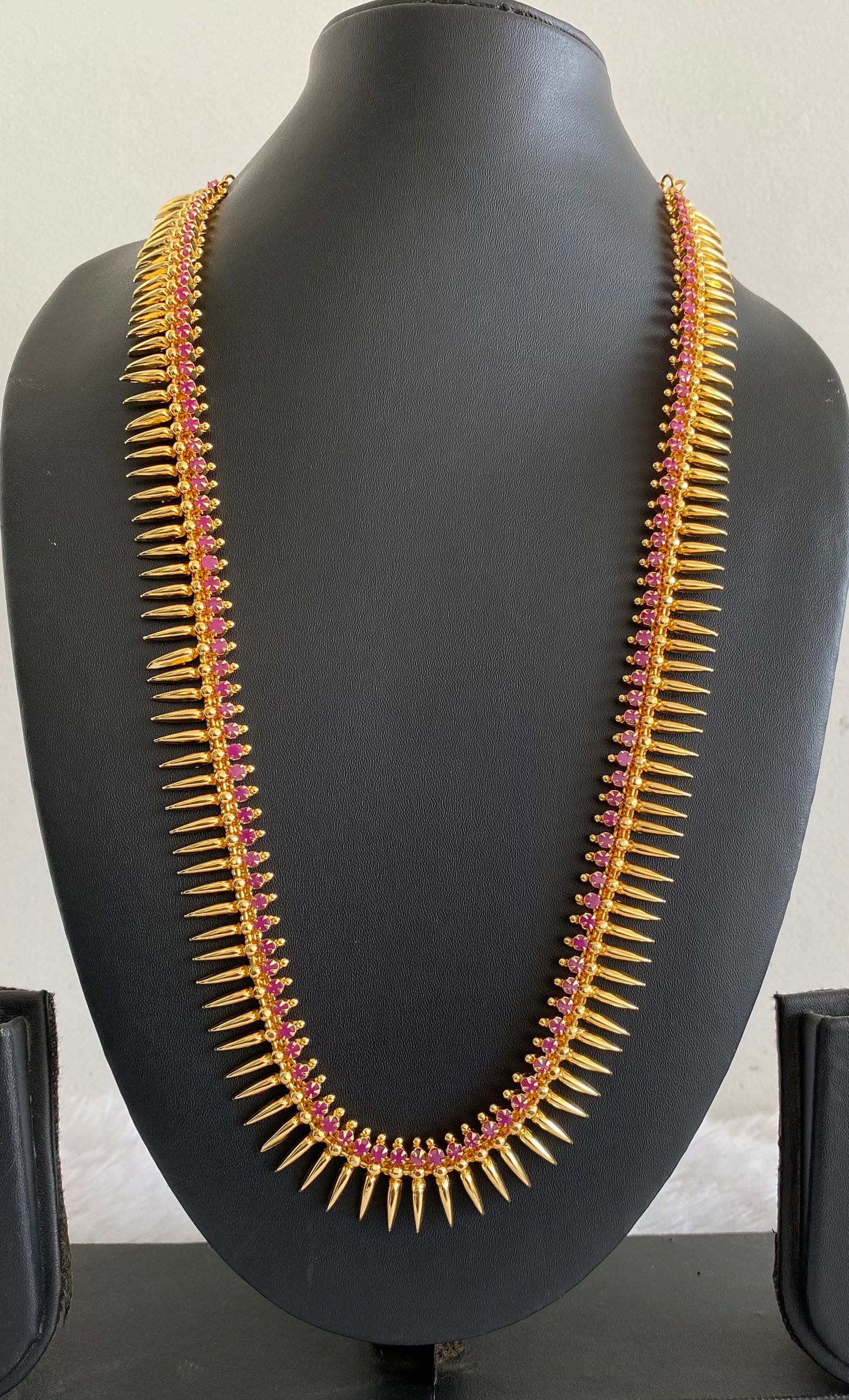 Gold tone pink stone mulla mottu Kerala style haar dj-38269