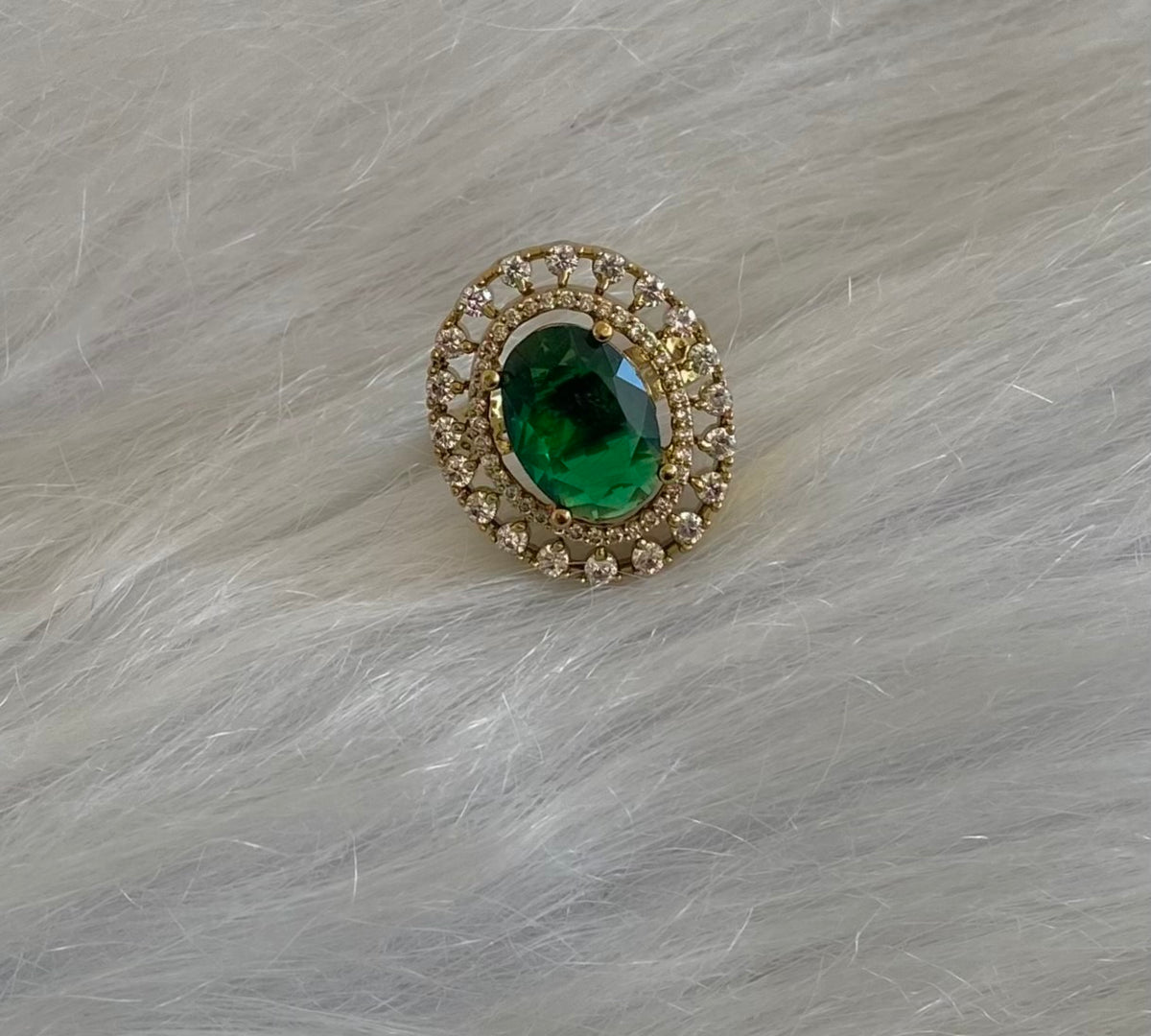 Antique gold tone cz white-green stone finger ring dj-55037