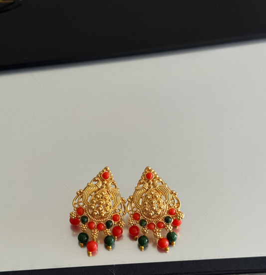 Gold tone coral-green beaded stud/earrings dj-51608
