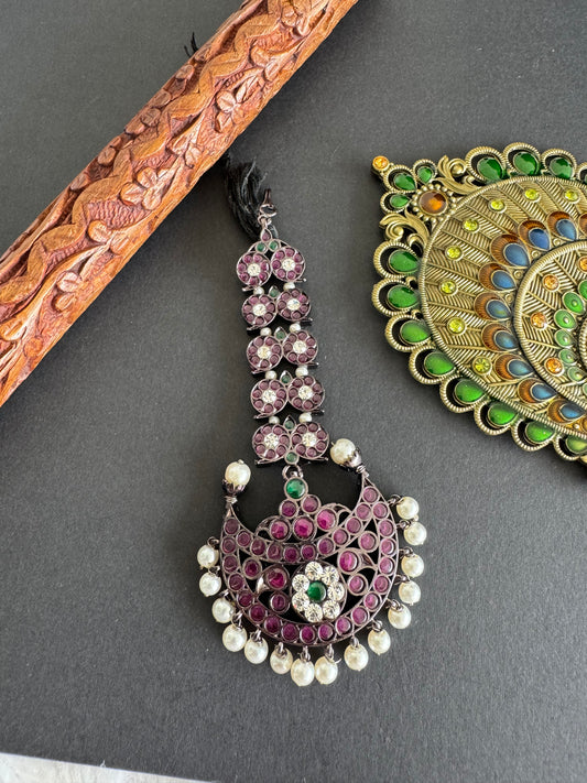 Black finish precious kemp-green-white pearl mango moon tikka dj-52290