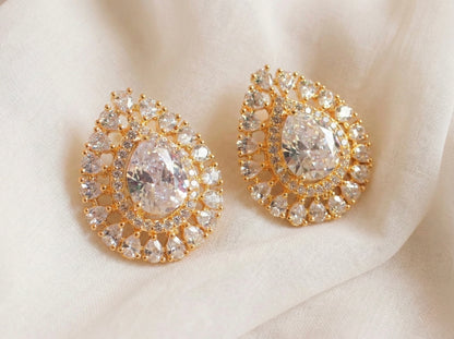 Gold tone Cz-white big stud/Earrings DJ17990