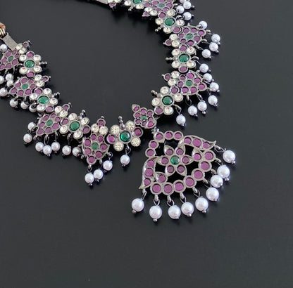 Black finish precious kemp-green-white pearl necklace dj-54937