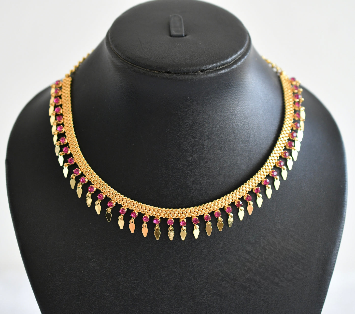 Gold tone ruby stone elakka thali choker necklace  dj-53105