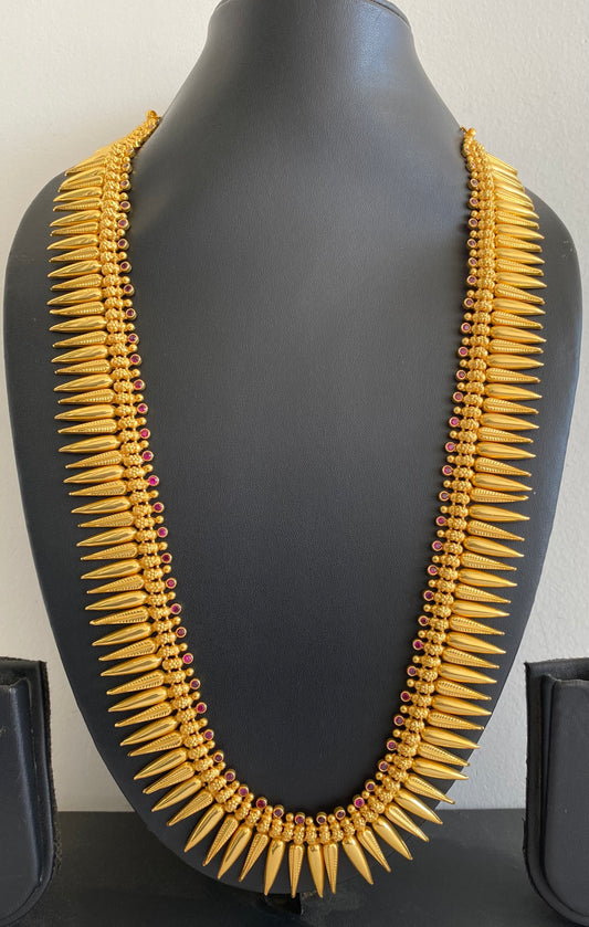 Gold tone pink stone kerala style mulla mottu haar dj-53172