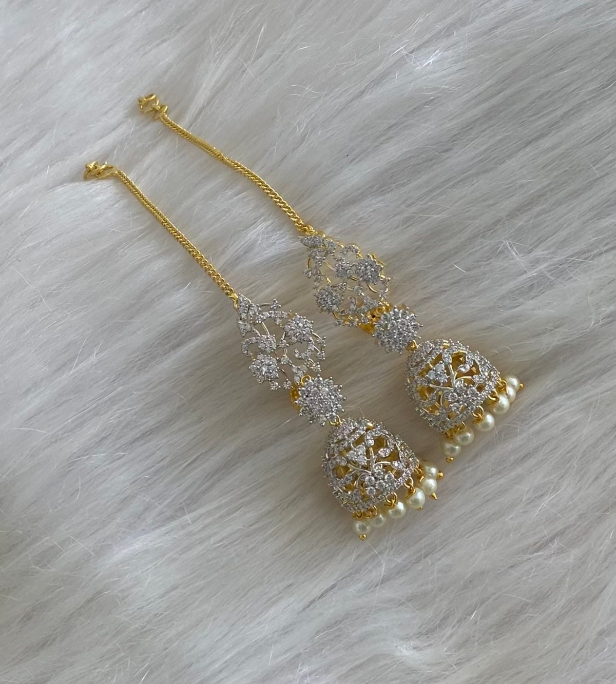 Two tone pearl jhumkka with ear side chain dj-54785