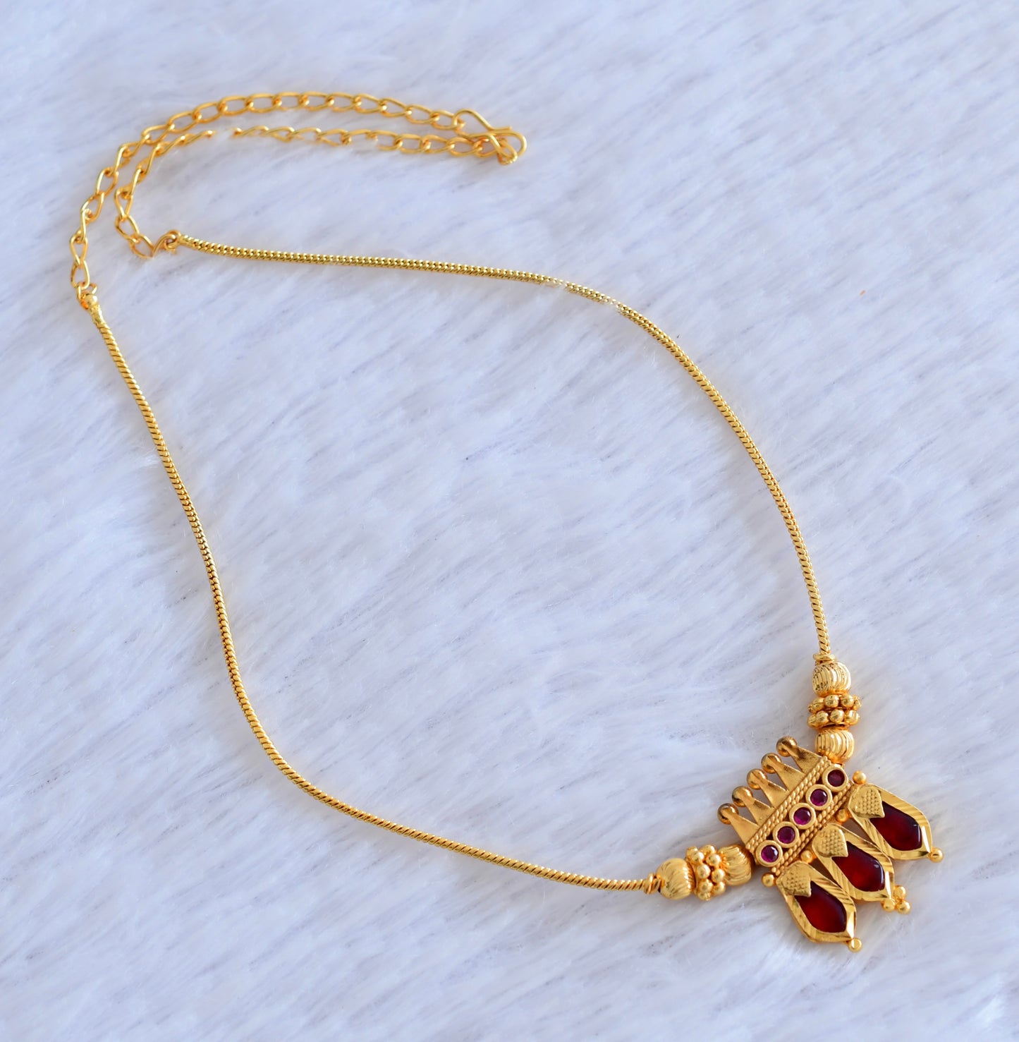 Gold tone pink-red nagapadam necklace  dj-53090