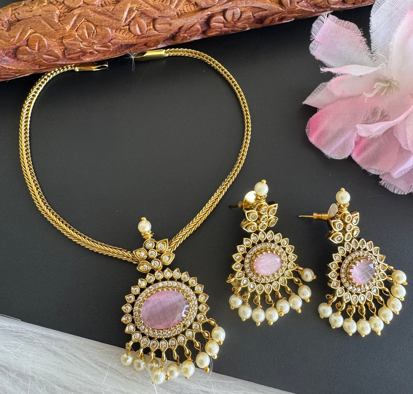 Antique gold tone cz baby pink oval stone necklace set dj-51204