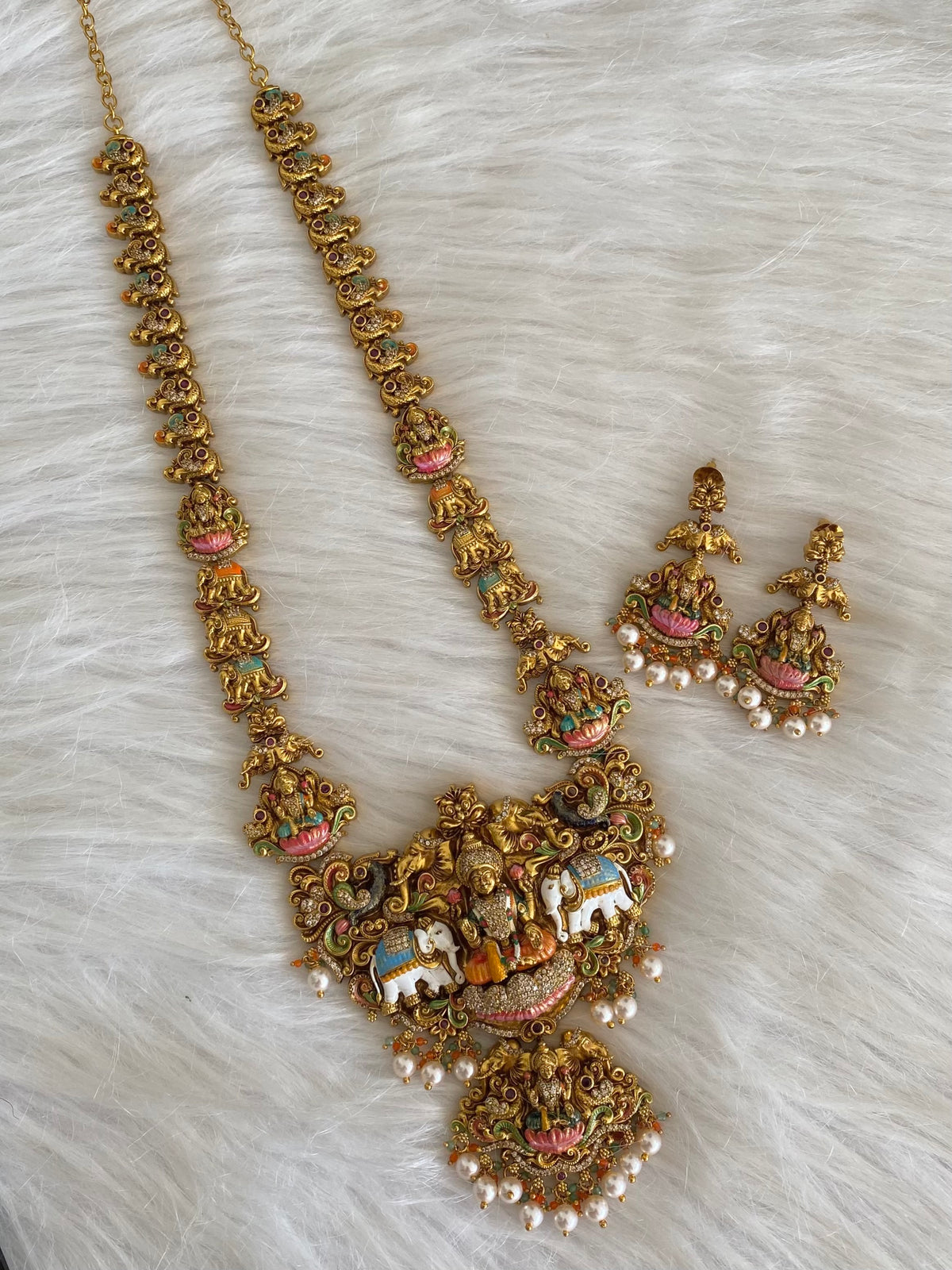 Matte finish pearl meenakari gaja lakshmi haar set dj-54672