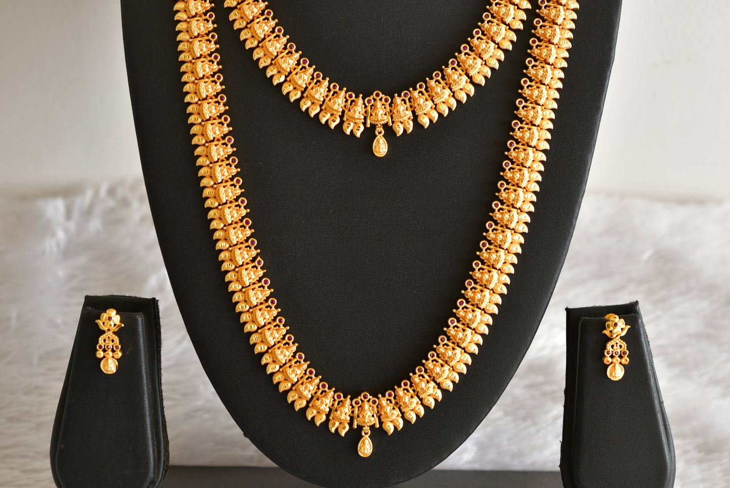 Gold tone pink kerala style Lakshmi haar combo set dj-51993