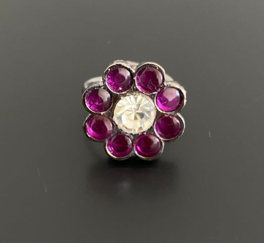 Black finish precious kemp-white finger ring dj-53603