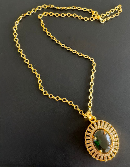 Gold tone 18 inches chain with green oval stone pendant dj-51278