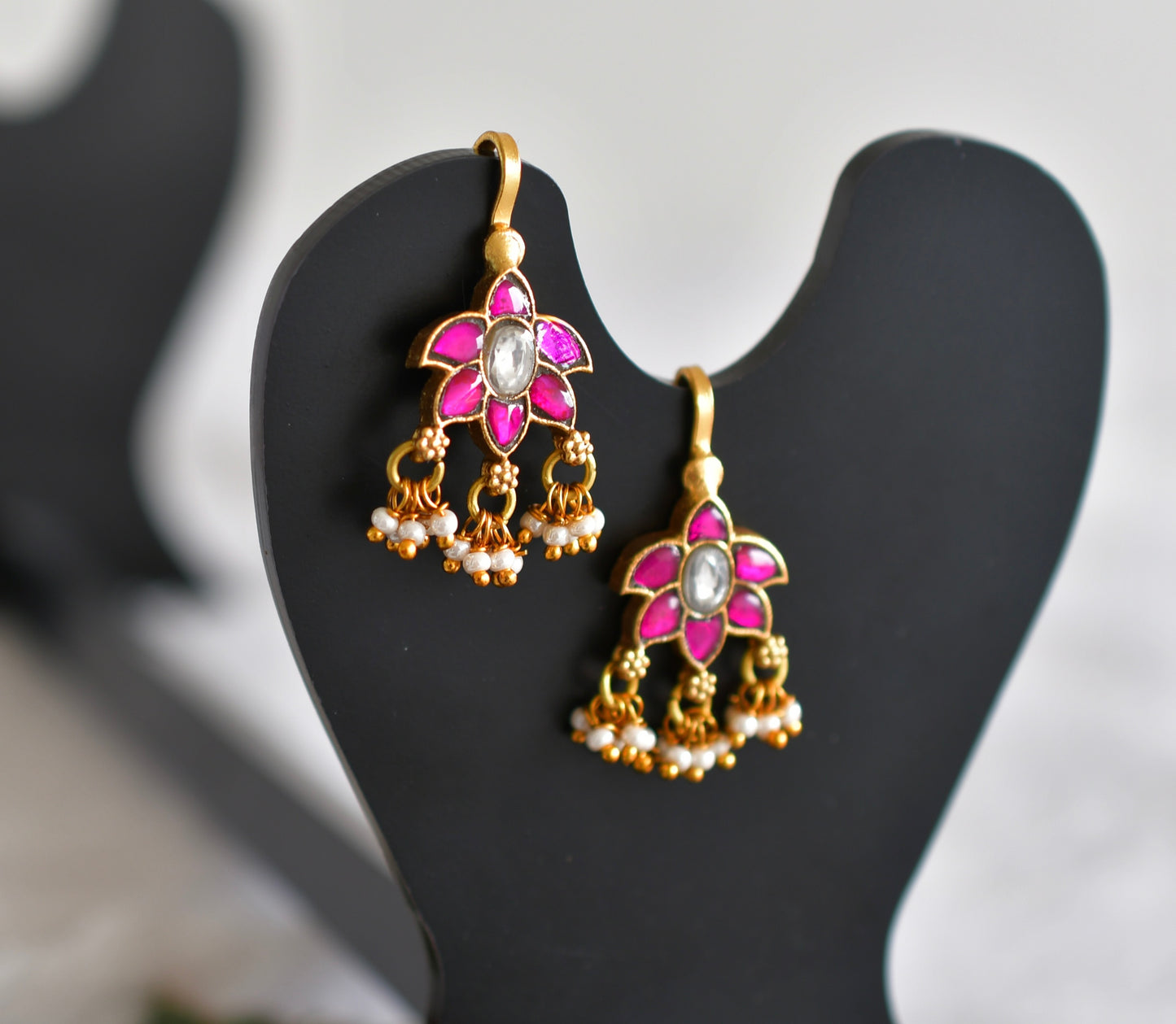 Gold tone pink-white kundan jadau bugadi earrings dj-52492