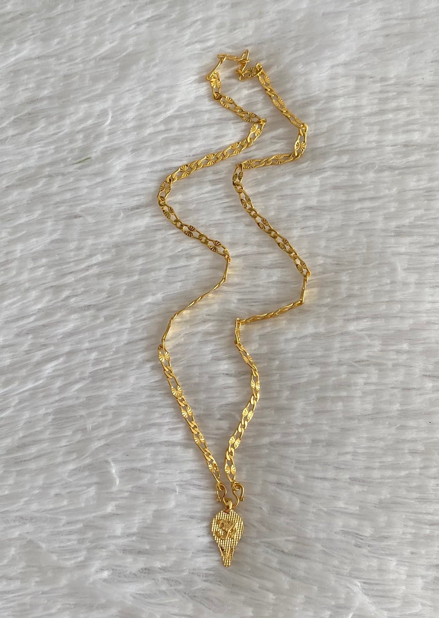 Gold tone 18 inches chain with om pendant dj-54390
