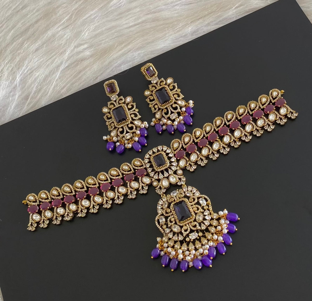 Antique gold tone ruby-white kundan purple beaded choker necklace set dj-54801