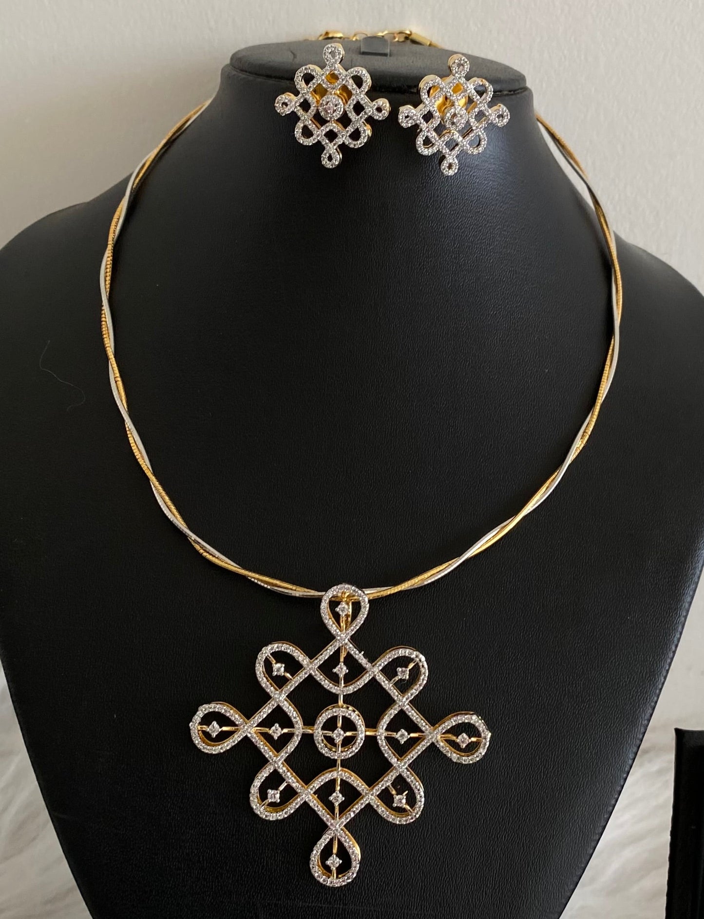Two tone cz rangoli pendant set with kanti necklace dj-54003