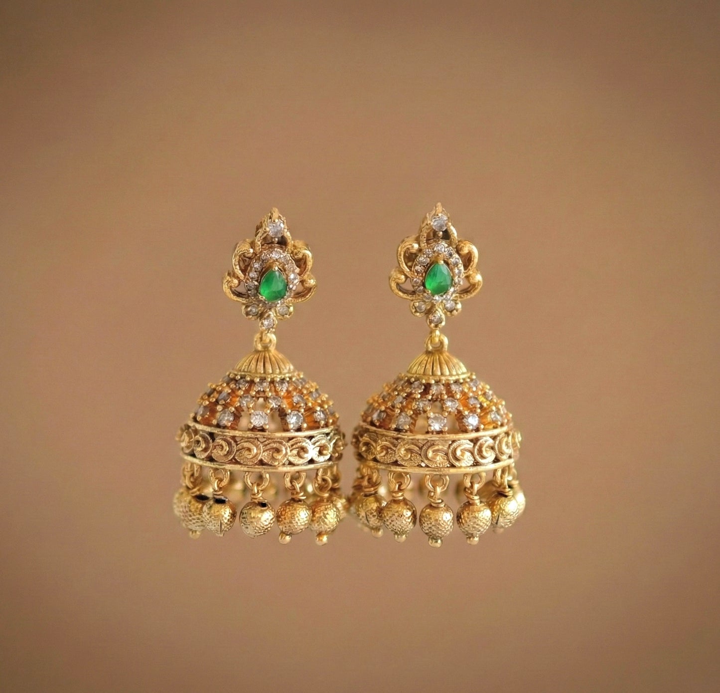 Antique gold tone cz green jhumkka dj-52547