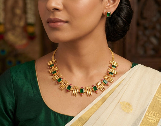 Gold tone mulla mottu green block stone kerala style set dj-34387