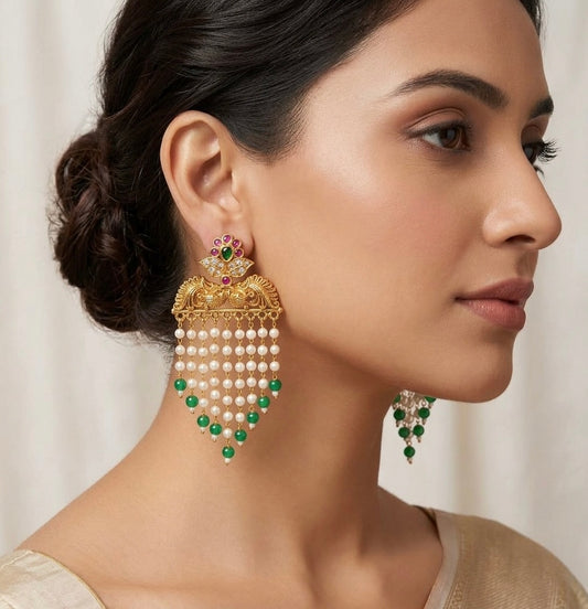 Antique gold tone peacock pearl green beaded earrings dj-54642