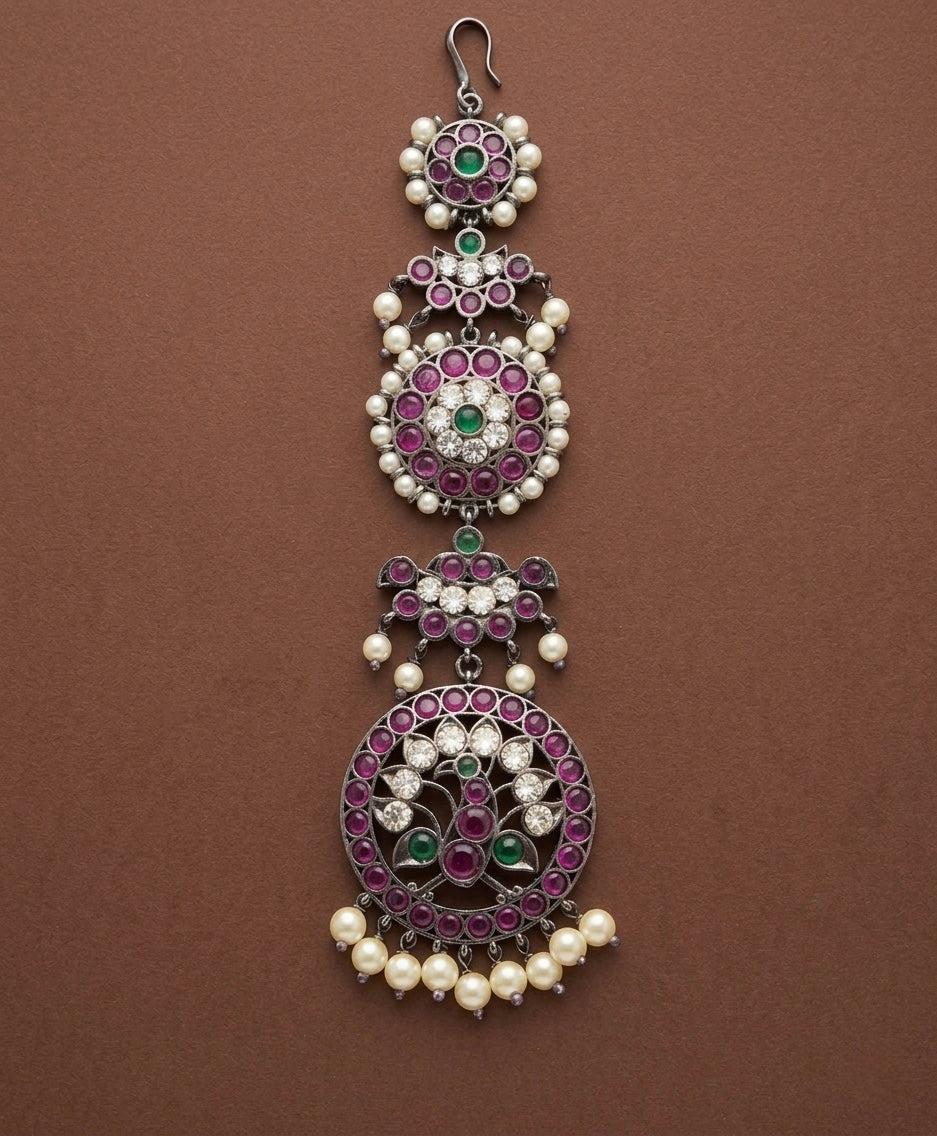 Black finish precious kemp-green-white pearl peacock tikka dj-53389