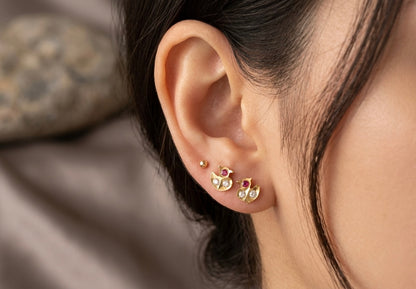 Gold tone pink-white stone small peacock kid's or side earrings dj-49395