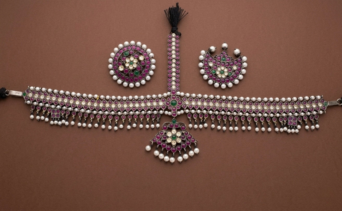 Black finish precious kemp-green-white pearl mango flower tikka dj-53401
