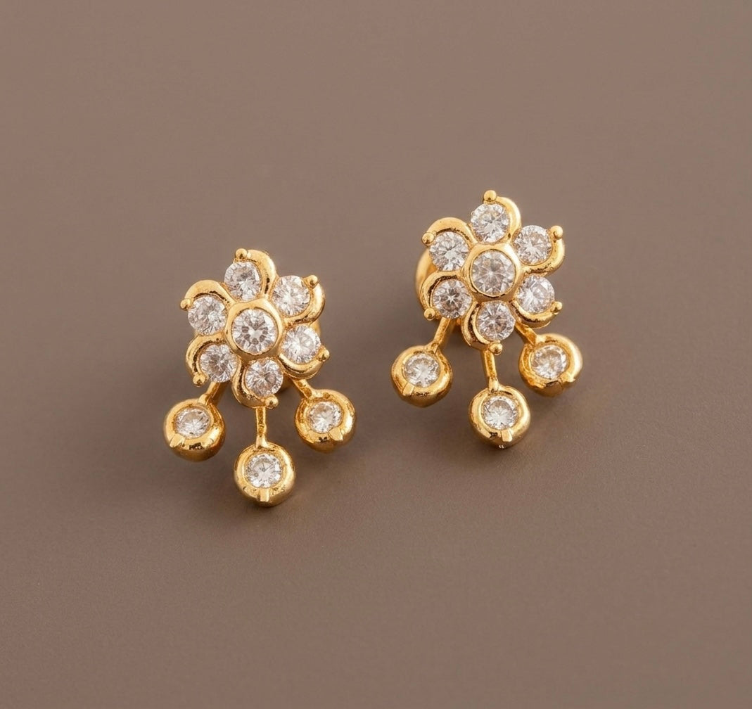 Gold tone AD white stone flower stud/earrings dj-53872