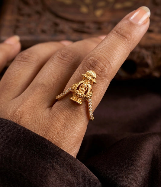 Antique gold tone white stone lakshmi vanki style finger ring dj-53679