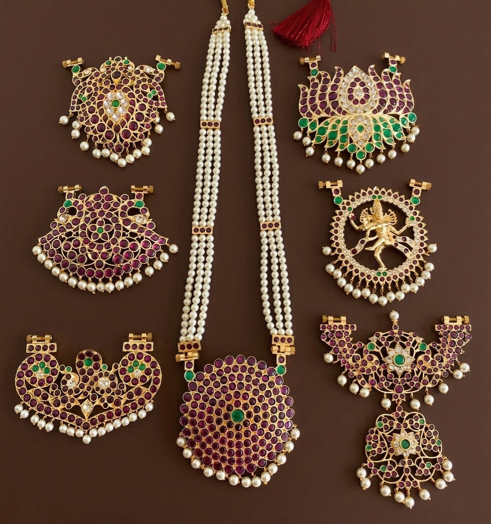 Gold tone precious kemp-green-white pearl haar with 7 interchangeable pendants dj-53380