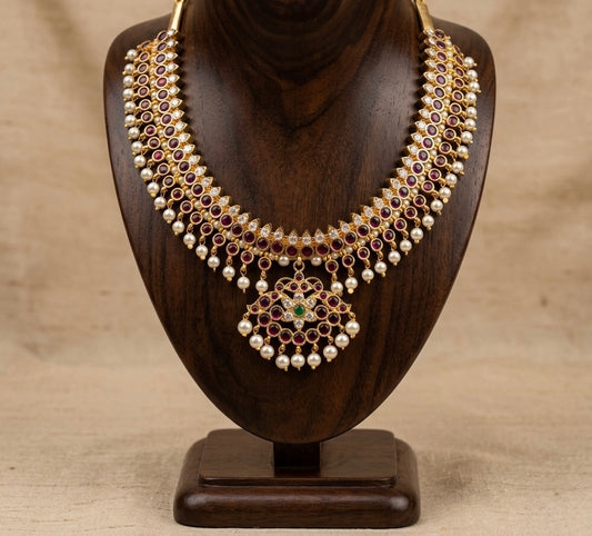 Gold tone precious kemp-green-white pearl choker necklace dj-53237