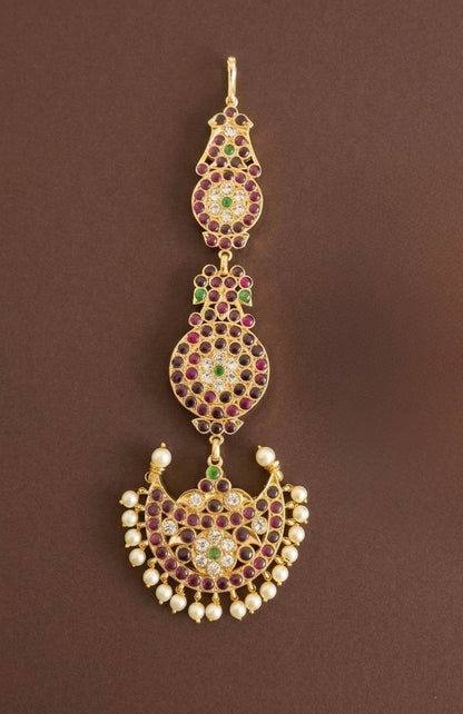 Gold tone precious kemp-green-white pearl moon tikka dj-52006