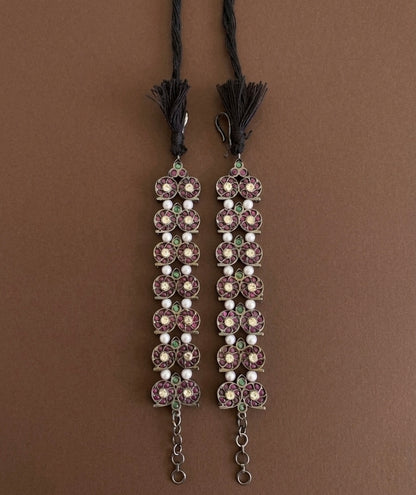 Black finish precious kemp-green-white pearl mango ear side chain Dj-53392