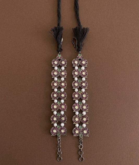 Black finish precious kemp-green-white pearl mango ear side chain Dj-53392