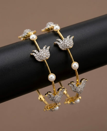 Two tone cz white lotus pearl bangles(2.4) dj-53425