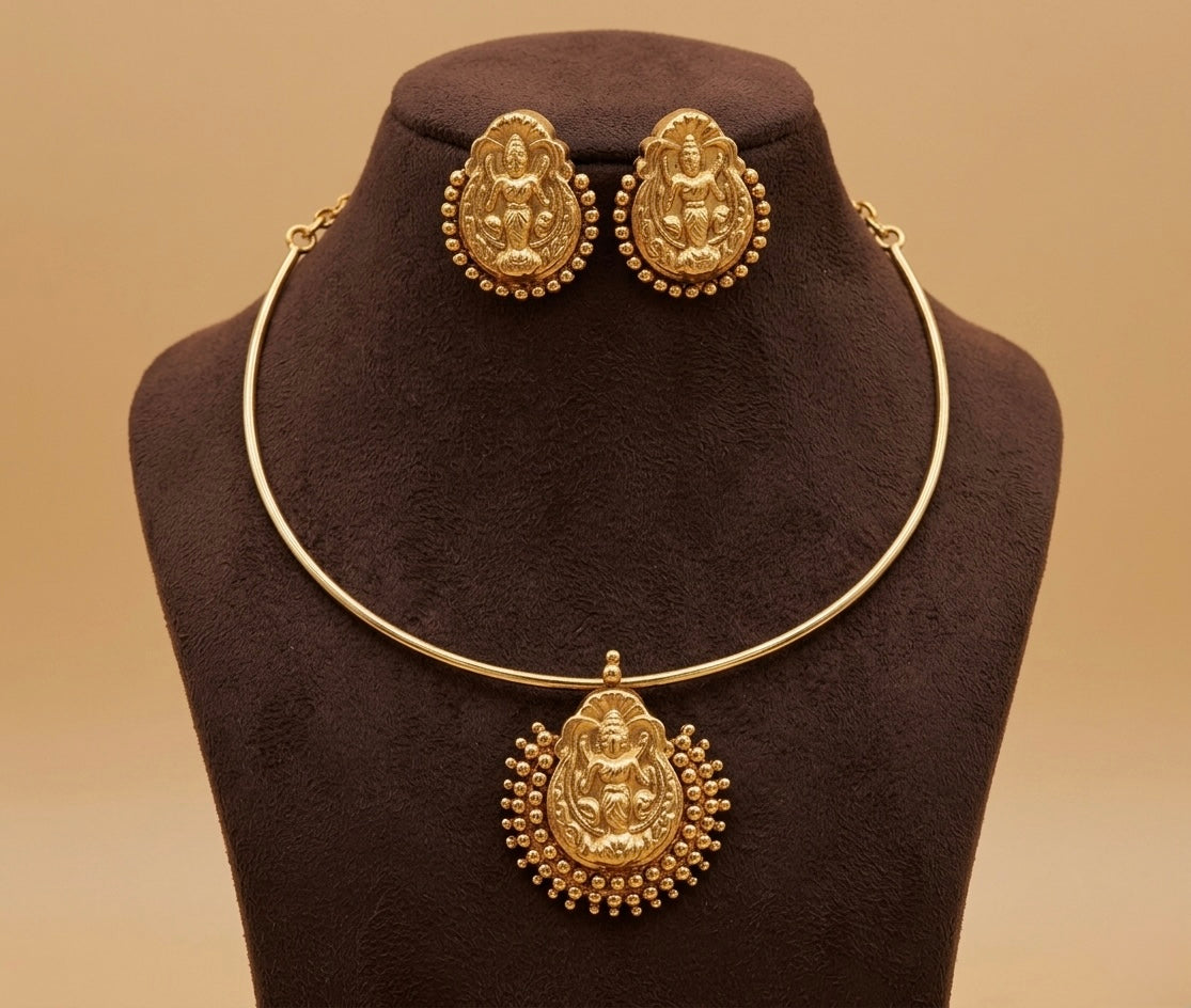 Matte finish lakshmi hasli necklace set dj-52980