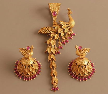 Antique gold tone ruby peacock pendant set-dj14314