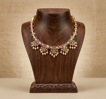 Gold tone precious kemp-green-white pearl necklace dj-53236