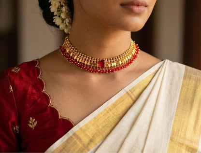 Gold tone Kerala style elakka red beaded choker necklace dj-54310
