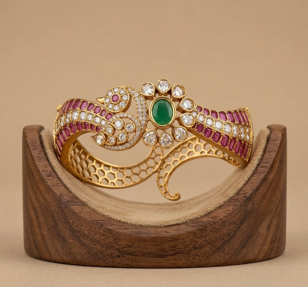 Matte finish kemp-green-white screw type peacock kada/bangle dj-53513