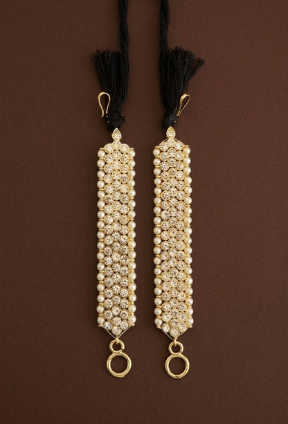 Gold tone AD white stone pearl ear side chain dj-53383