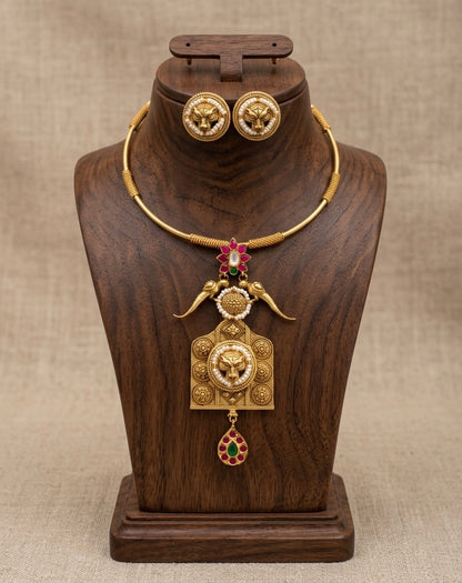 Antique gold tone Kundan jadau lion head pendant hasli necklace set dj-53852